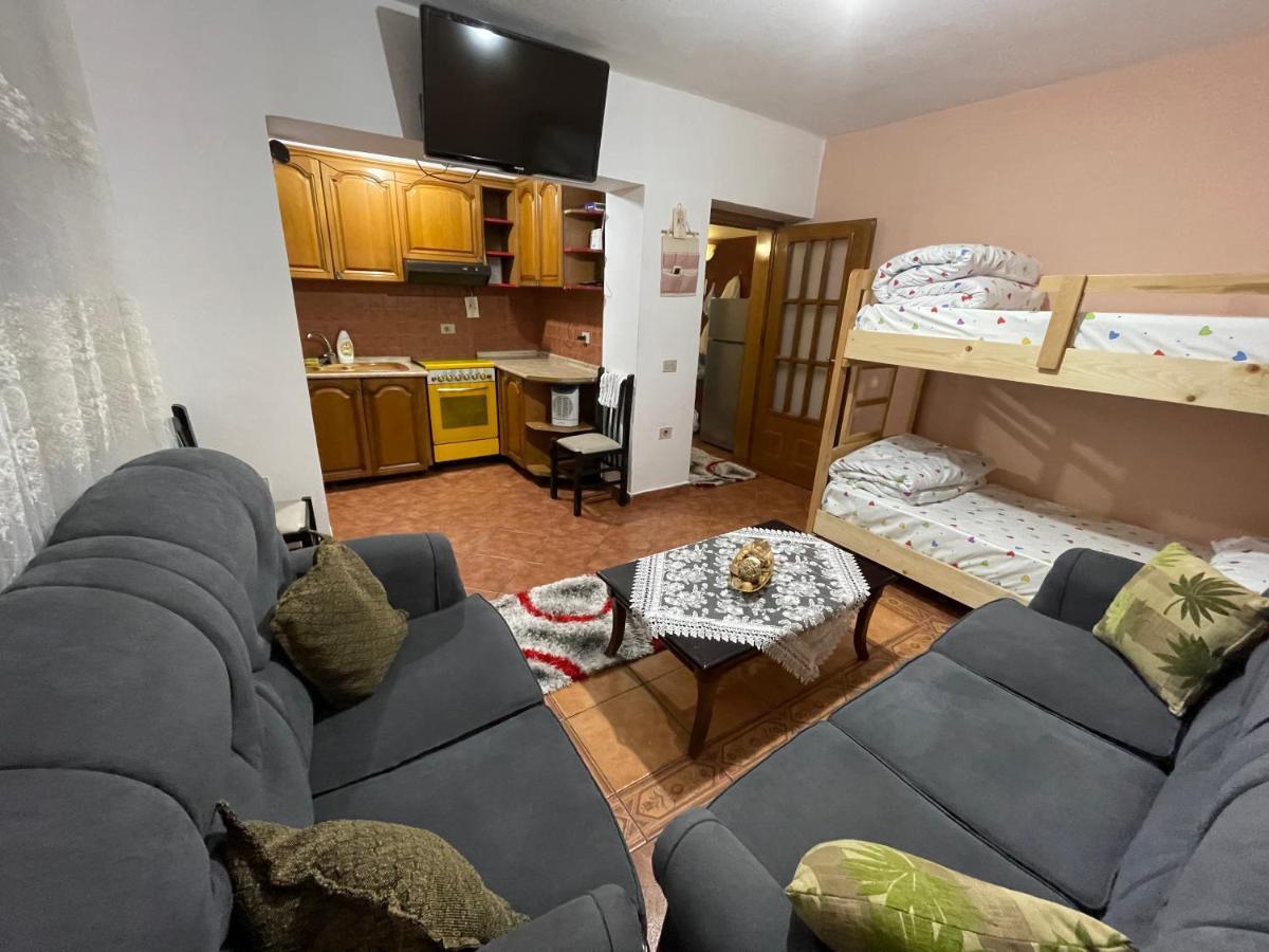 Main Square Tirana Apartment מראה חיצוני תמונה